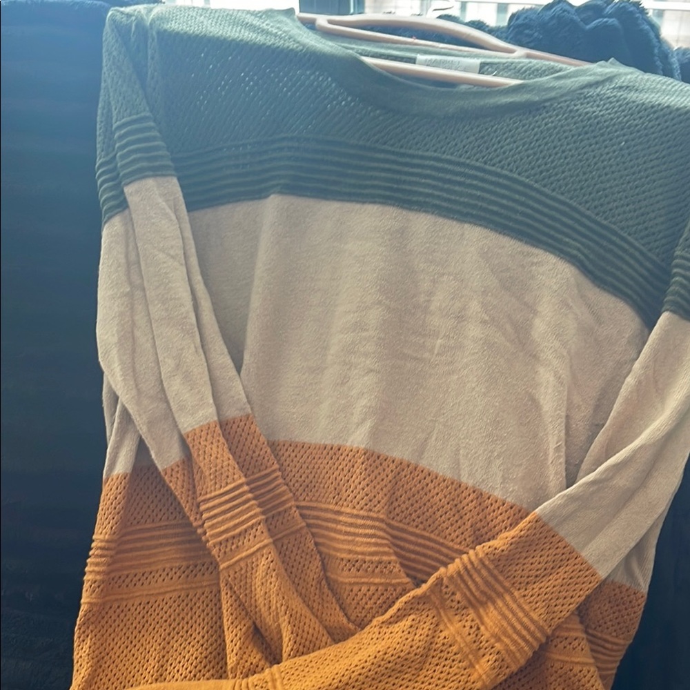 Market & Spruce Olive Knit Top
